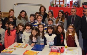 Në shkollën "Scanderbeg Parma" nxënësit mësojnë me abetaren e ALBAS-it