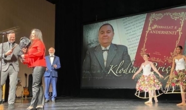 Ceremonia e çmimeve “Andersen”, “Albas” dhe përkthyesi Klodian Briçi sjellin në Shqipëri çmimin e madh 